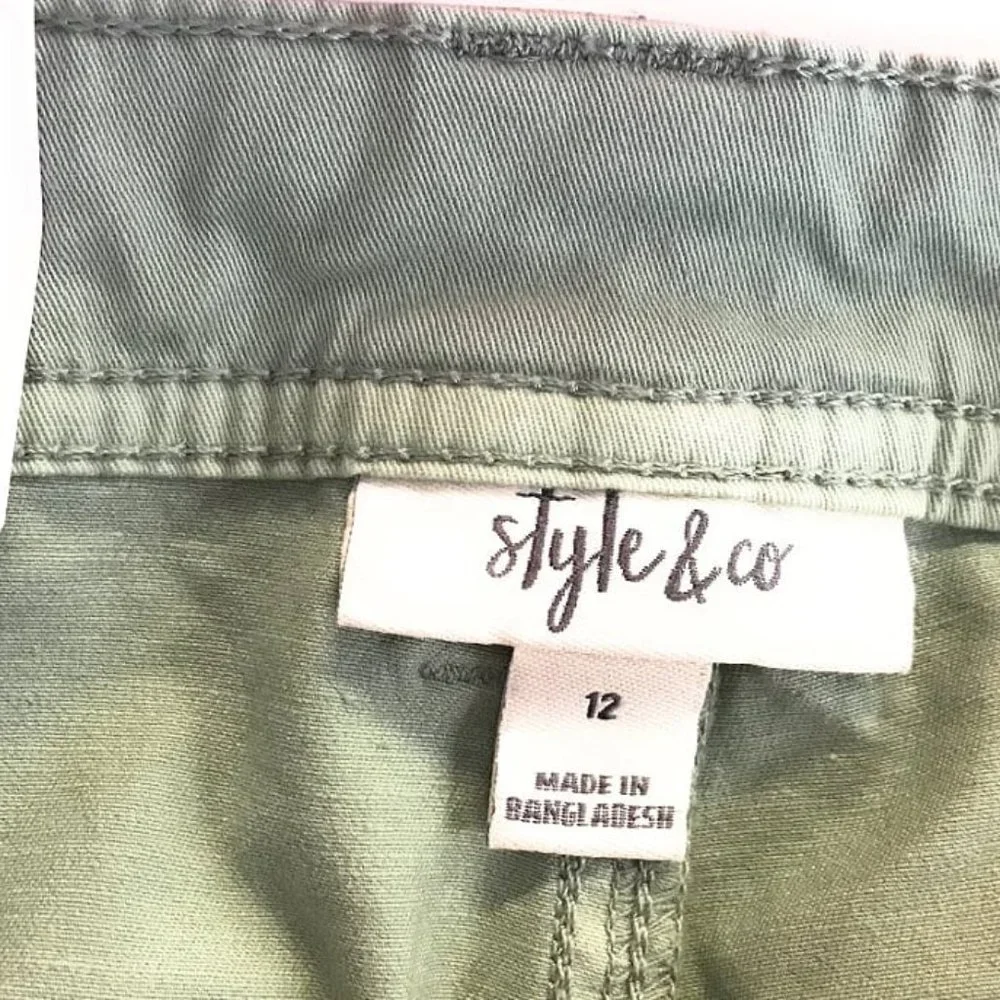 Style & Co Women Green Capri Pants Size 12 NEW